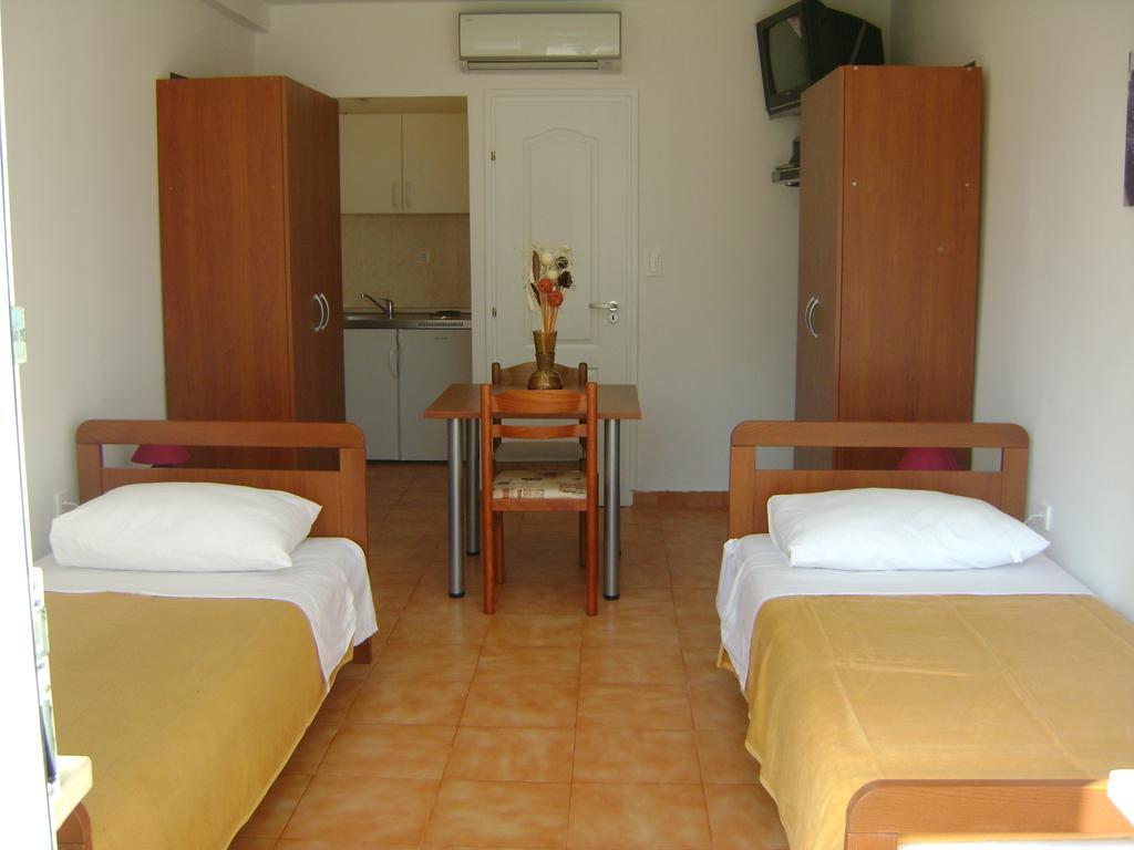 Apartment For Holidays In Pula Værelse billede